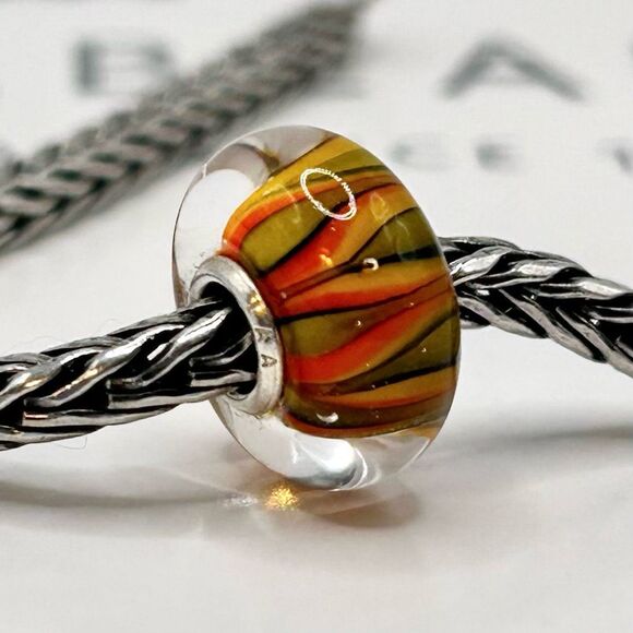 TROLLBEADS Green Red & Orange Safari LAA 925S NEW! Small & Beautiful - Picture 1 of 7